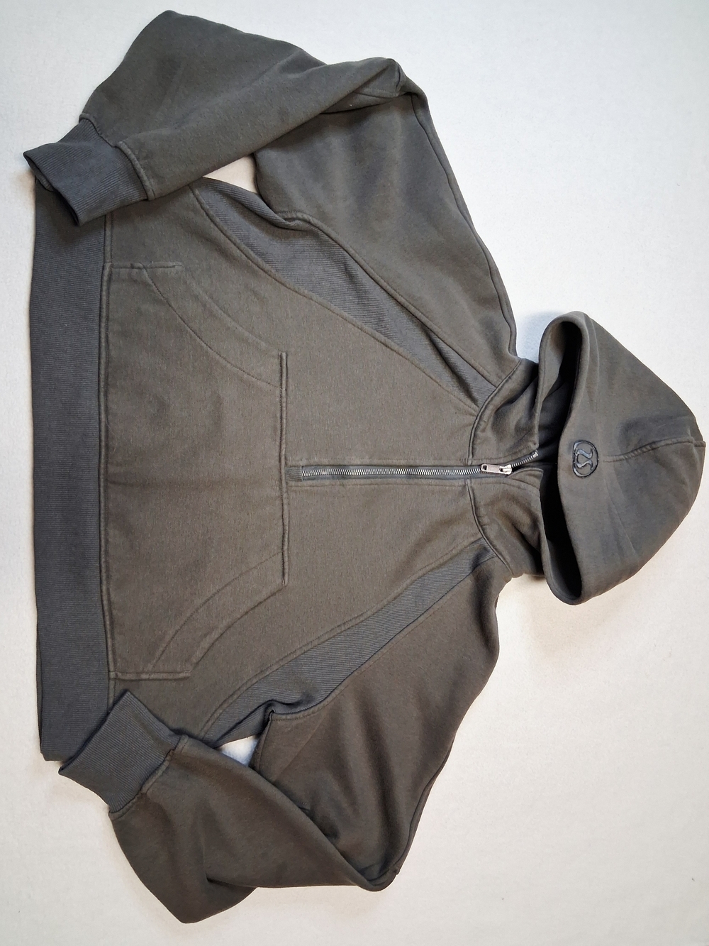 lululemon athletica Women's Half-Zip Hooded Sweater - Charcoal - Picture 2 of 9